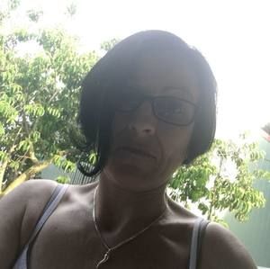 Meet your Posher, Franca